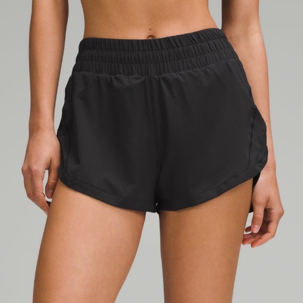 Women’s Lululemon Track That Lined 4” HR Shorts Size 16